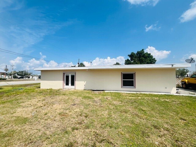 705 E Virginia Ave