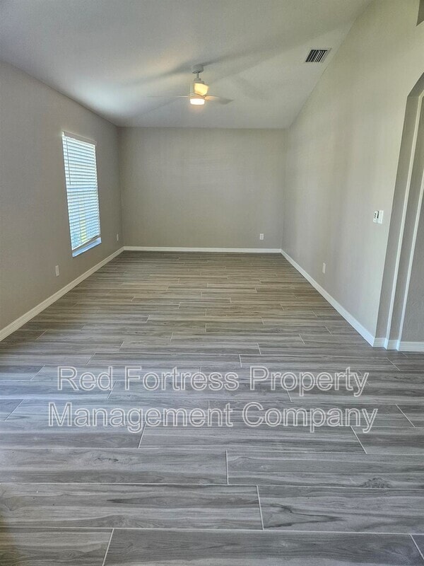 Photo - 410 SW 40th Terrace