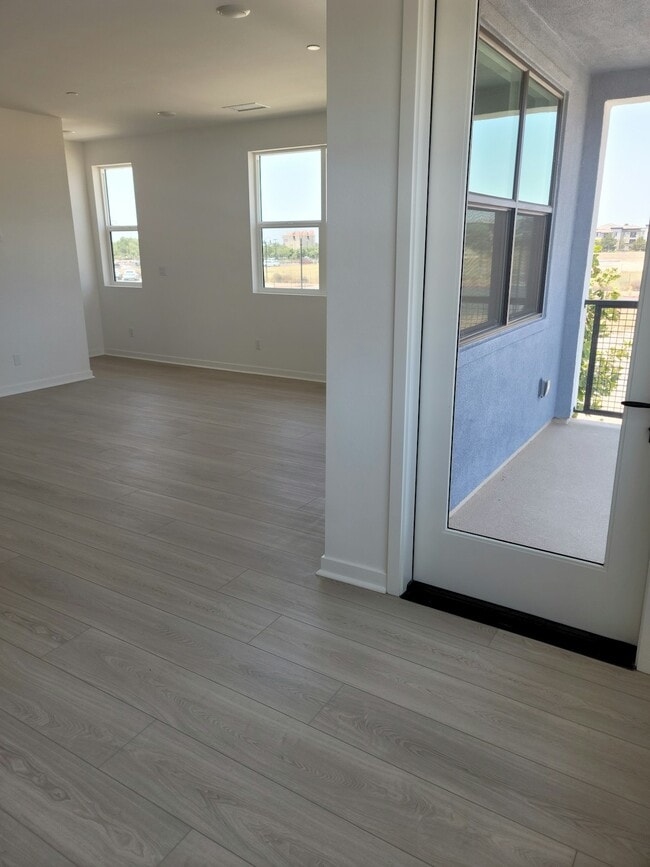 4061 E Luna Paseo Unidad B