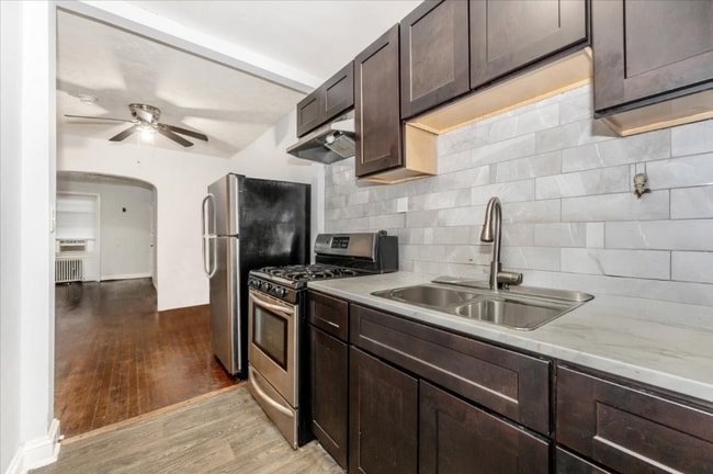 Photo - 1359 Bryant St NE Unit 2