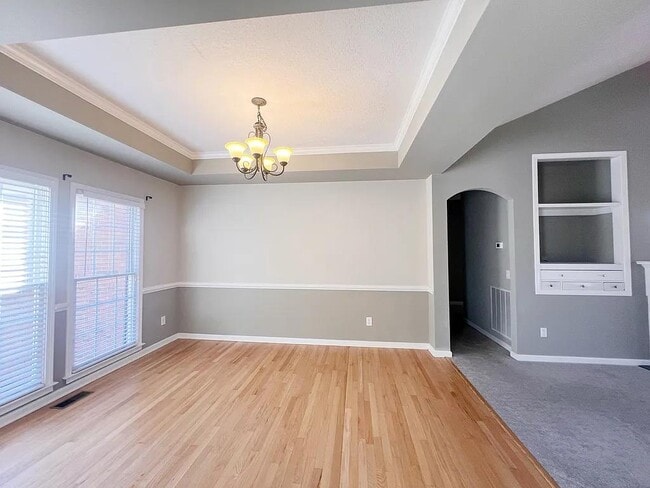 Photo - 206 Hyde Park Ln