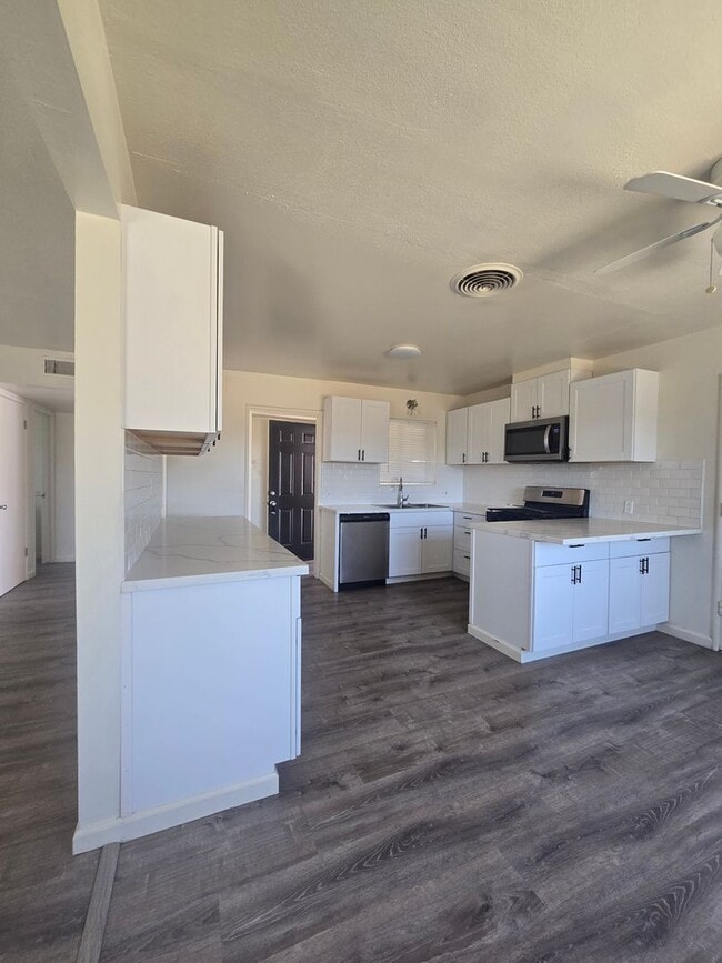 Photo - 3 BR 2 BA Available Now