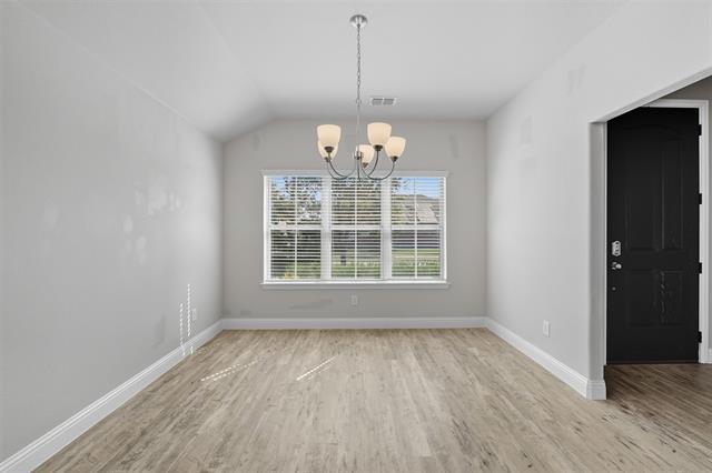 Photo - 3205 Armstrong St