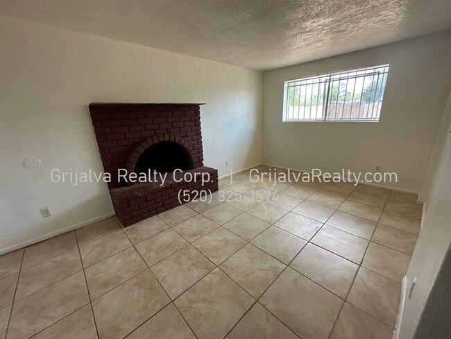 Photo - 3325 S Elson Ave