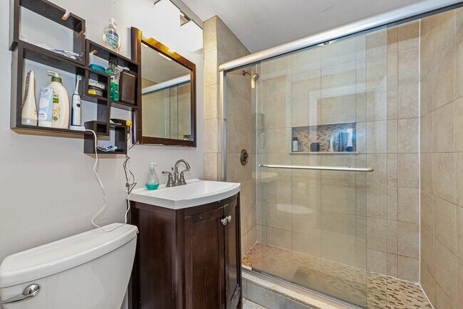 Photo - 44 Hillside St