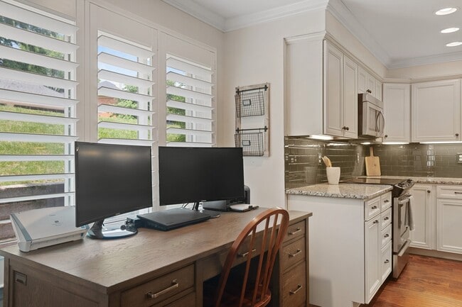 Photo - 4487 Post Pl Unit 77