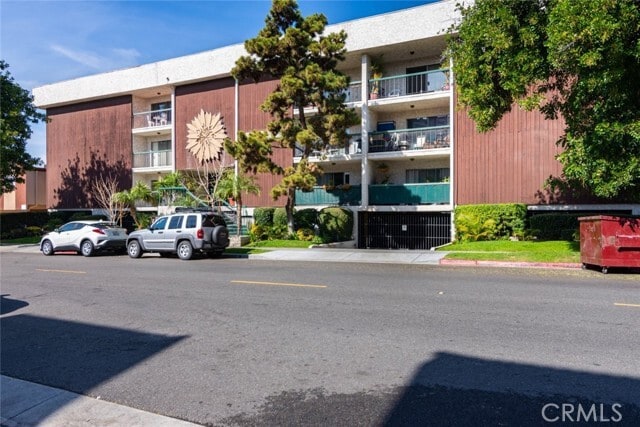 Building Photo - 333 Burchett St Unit 206
