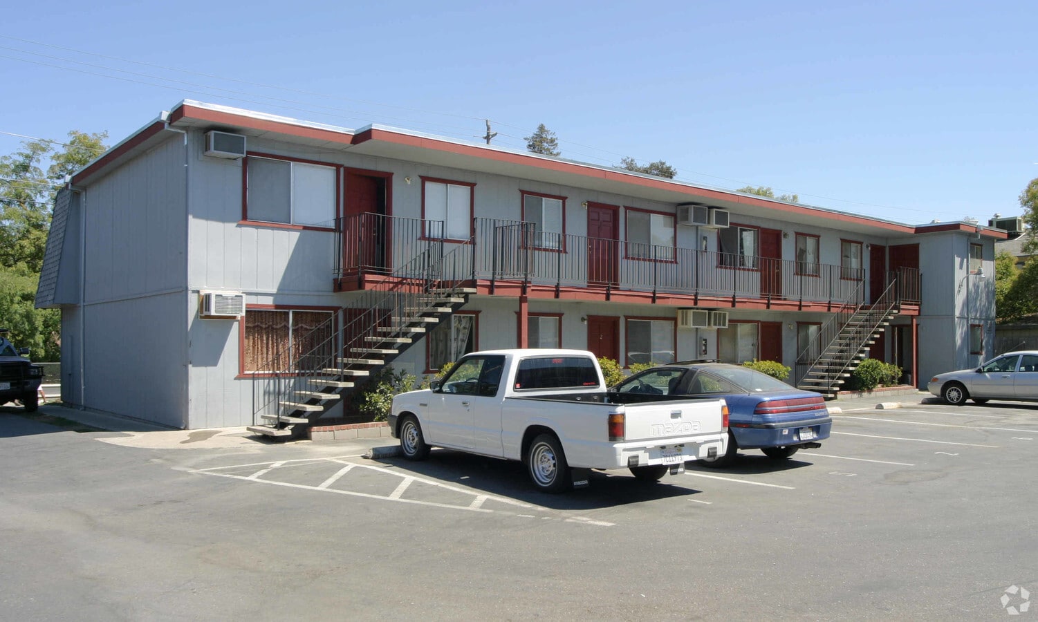 Sierra Apartments - Sierra Apartments