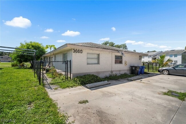 Building Photo - 3660 Seminole Ave Rental