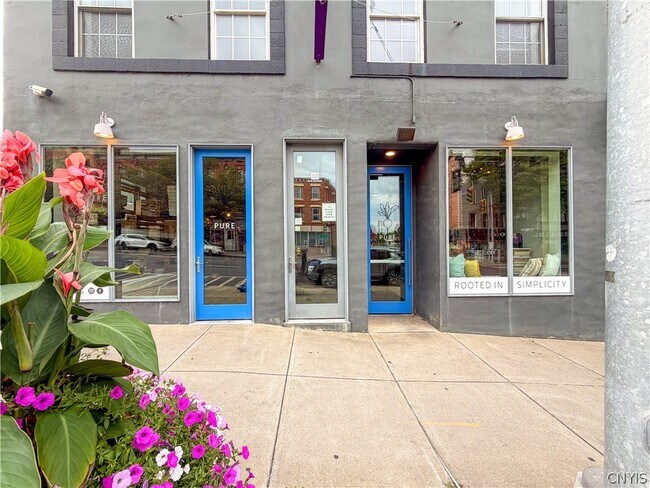 10 E Genesee St