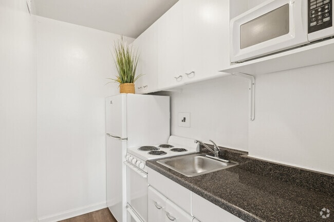 STUD Kitchen