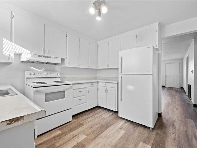 Photo - 928 W Ruby St Unit C
