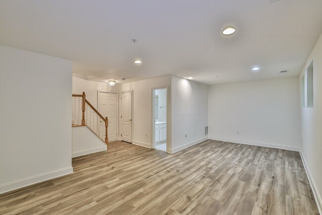 Photo - AFFORDABLE and SPACIOUS 3br Townhouse by P...