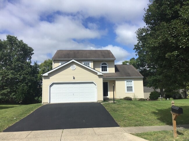 Building Photo - 368 Evergreen Cir