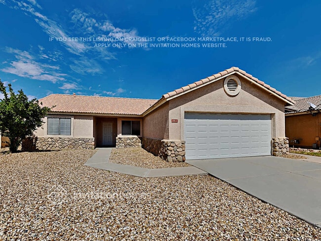 Building Photo - 8812 W Holly St