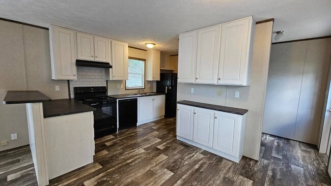 Photo - 2201 S Anna St