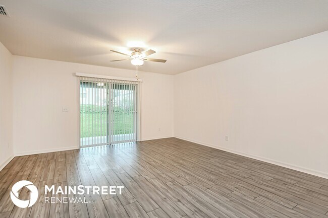 Photo - 2006 Maple Ln