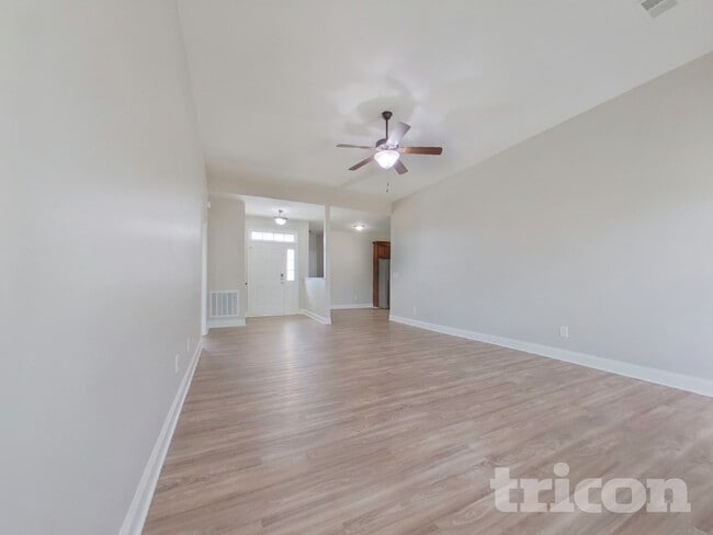 Photo - 11 Sedge Ct