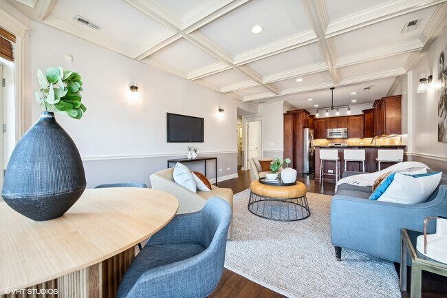 Photo - 1890 N Milwaukee Ave