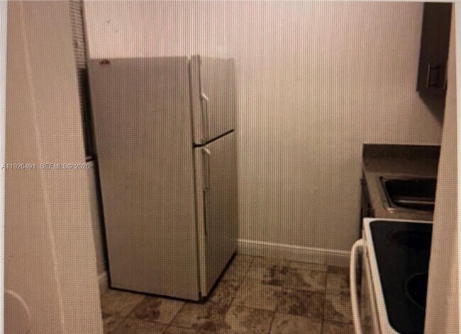 Building Photo - 1820 NW 73rd St Unit 1820