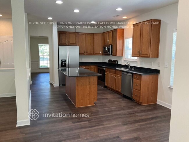 Photo - 8121 Acacia Court