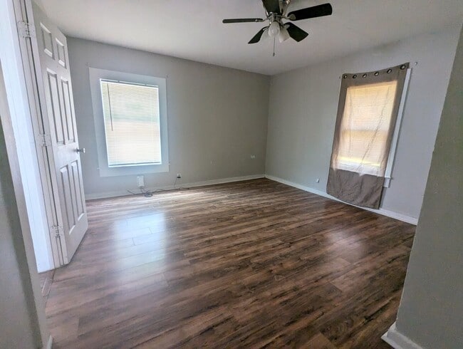 Photo - Coming Soon! Cute 2 Bedroom on Walnut!