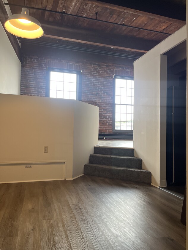 Photo - 84 Union Pl (Hartford, CT)