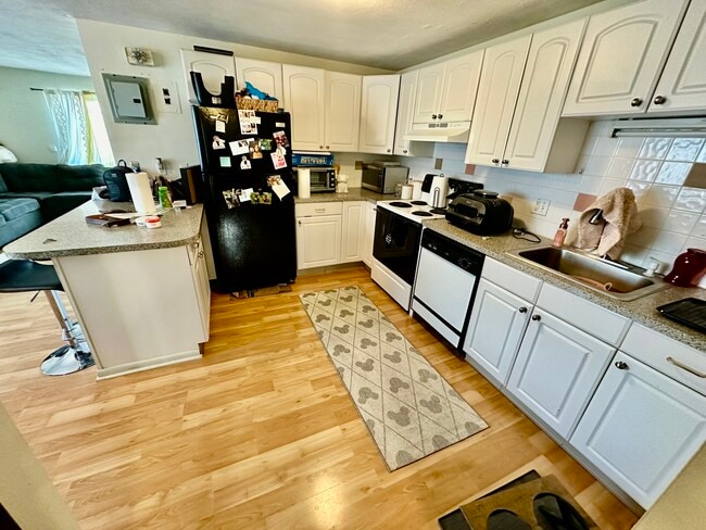 260 River St Unit 6