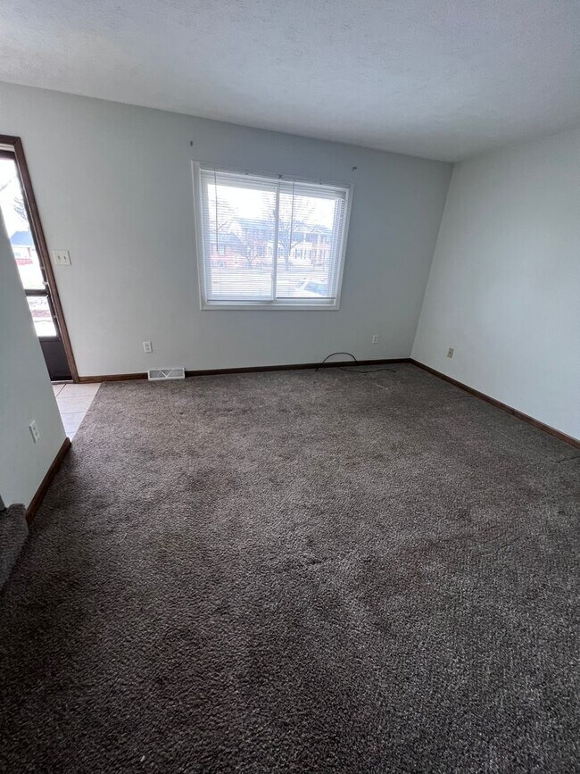 18401842 Prairie Pkwy SW Townhome Townhome Rental in Wyoming MI