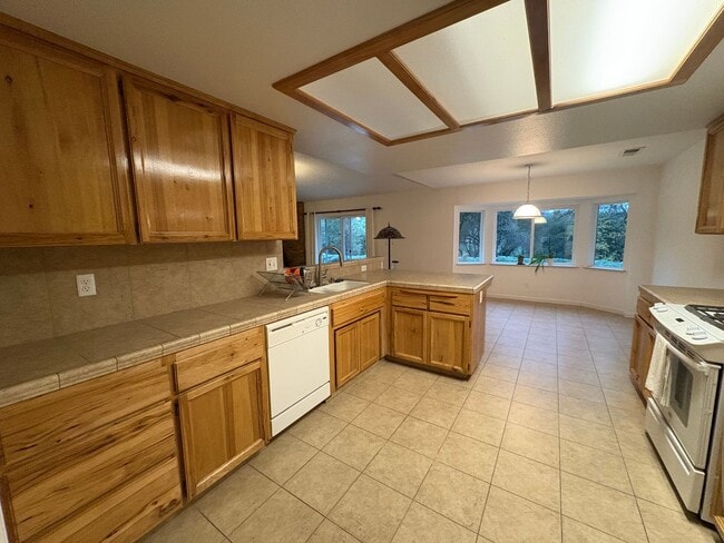 Photo - Beautiful, Loved, 3 bed-2 ba Mountain Home