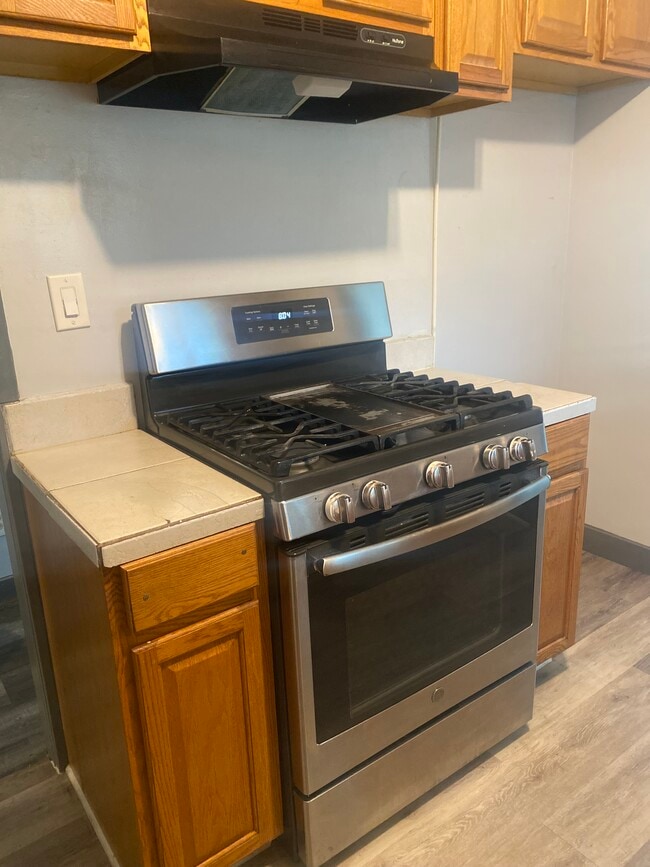 Photo - 333 S Inez St