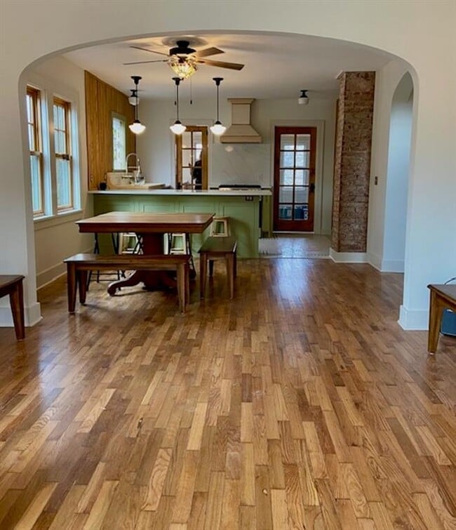 Building Photo - 412 W Ila St Rental