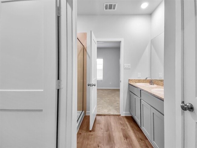 Photo - 17812 Lionheart Rd