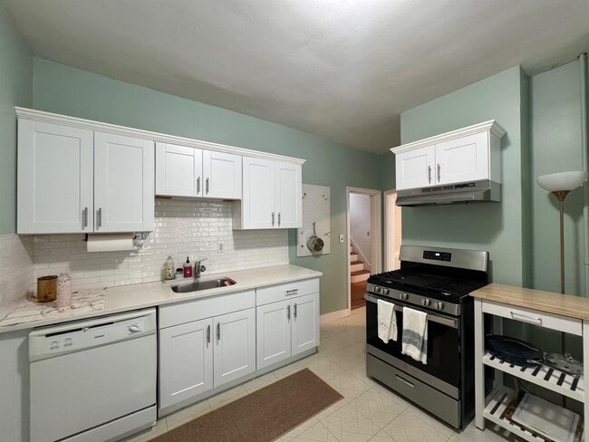 Photo - 22 Spencer Ave Unit 2