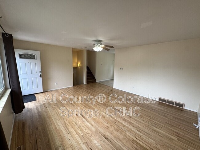Photo - 1907 McCooke Dr