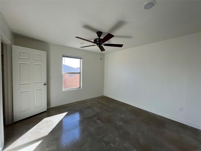 Photo - 2316 Alterman Dr
