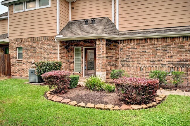 Photo - 2310 Waterford Park St