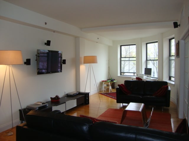 Photo - 110 Cypress St Unit 301