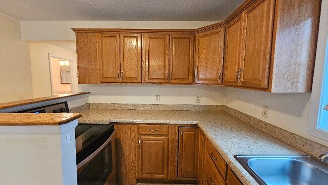 Photo - 1106 Park St