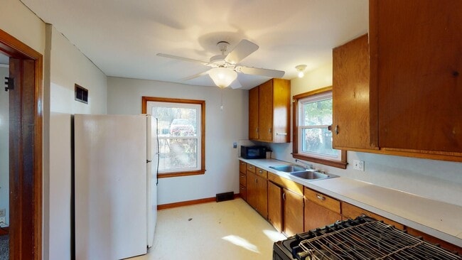 Photo - Amazing Location - Available August 1st