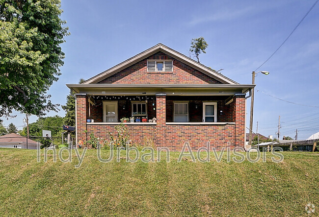 Building Photo - 1048 E Bradbury Ave Rental