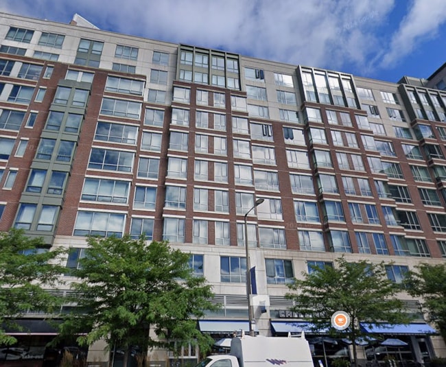 Photo - 1377 Boylston St