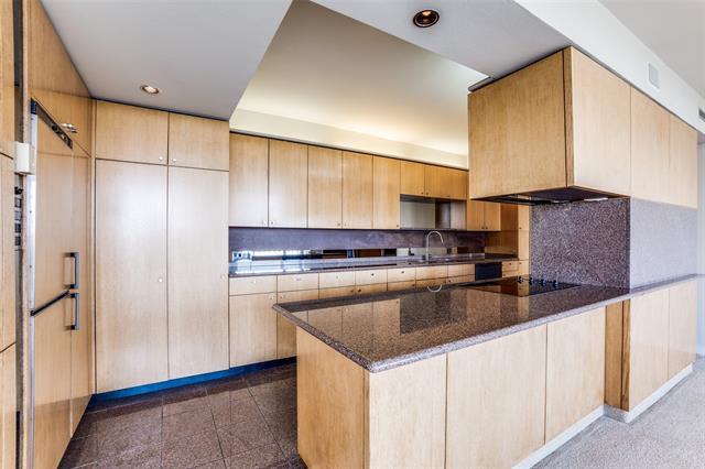 Photo - 6211 W Northwest Hwy Unidad 1401