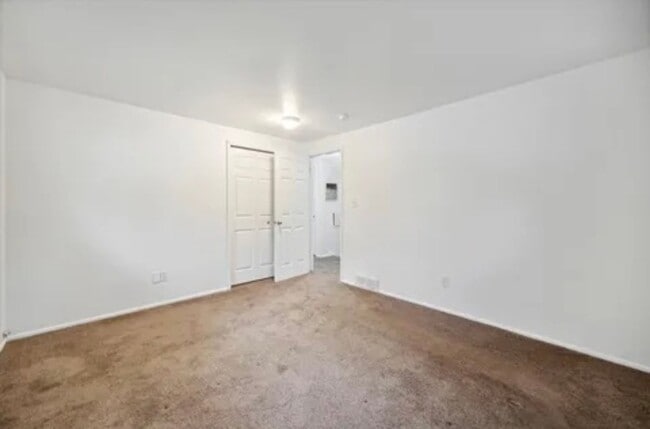 Photo - 4 Bedrooms 2 Bathroom