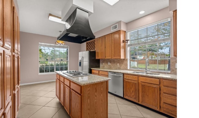 Photo - 16003 Pebbleglen Dr