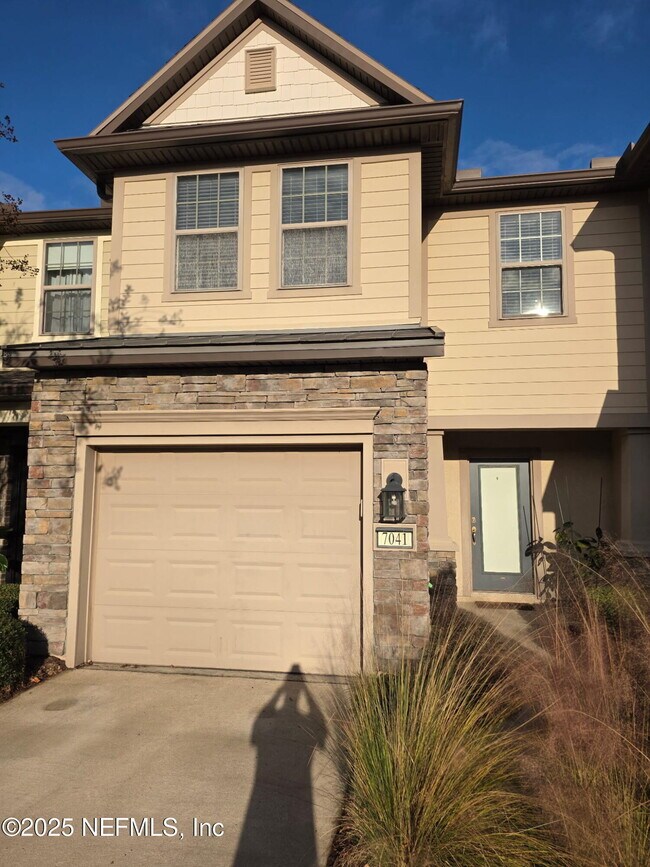 Photo - 7041 Beauhaven Ct