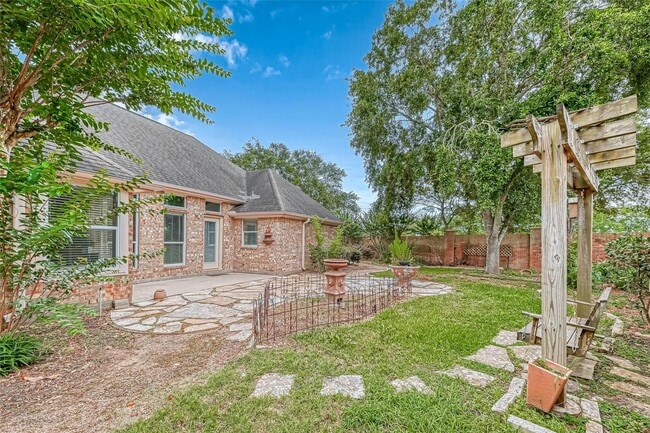 Photo - 5213 Cottonwood Creek Ln
