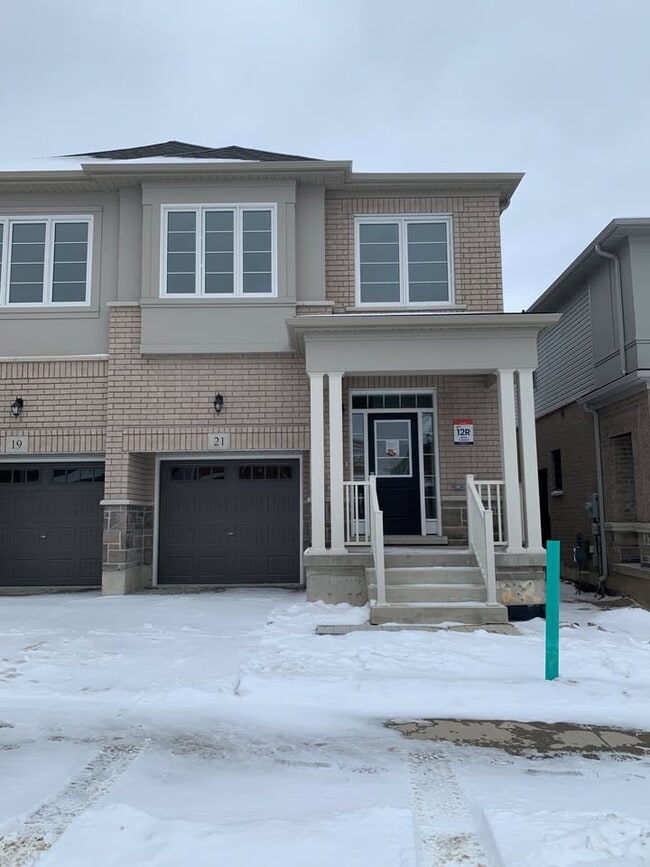 Building Photo - 21 Greer St