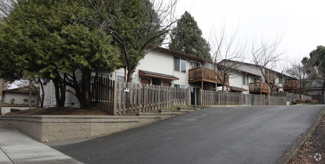 Pinewood Terrace