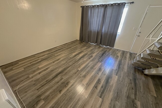 Building Photo - 33080 Jamieson St Unit 4 Rental